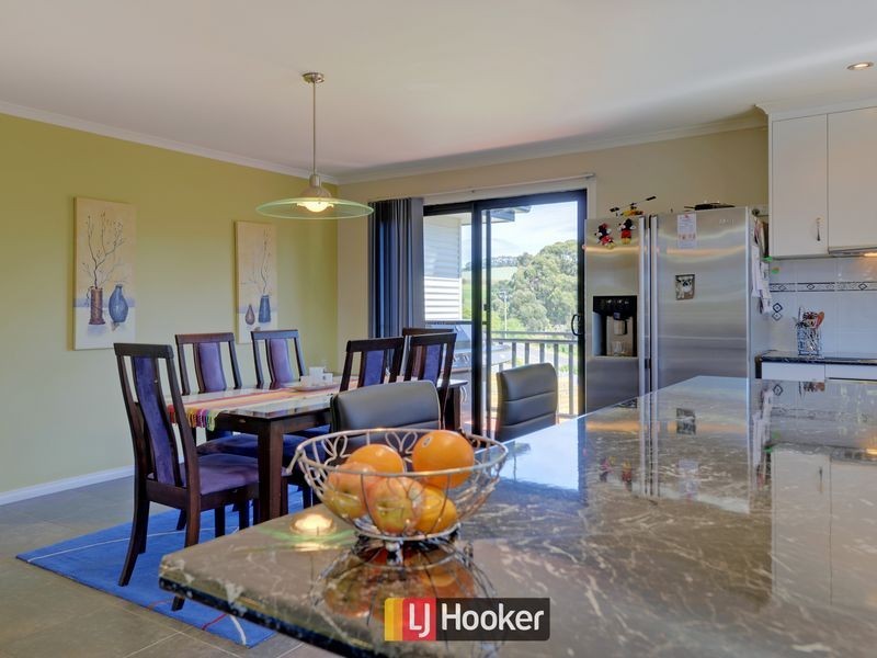 11 Evelyn Street, Penguin TAS 7316