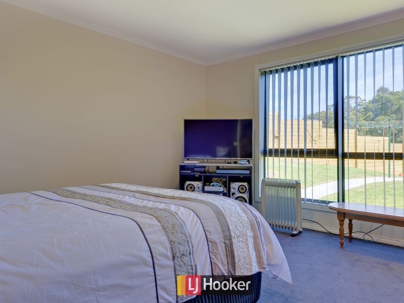 11 Evelyn Street, Penguin TAS 7316