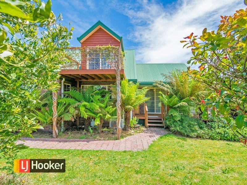 15 Reid Street, Strahan TAS 7468