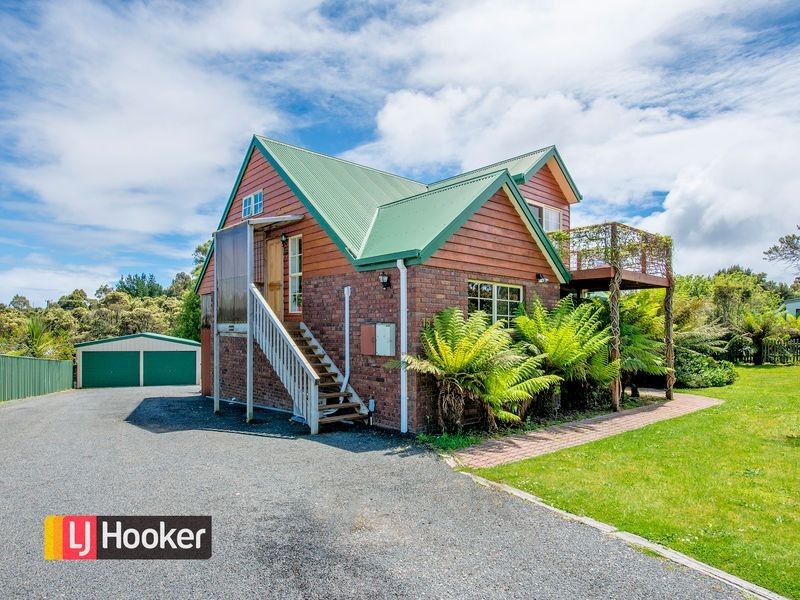 15 Reid Street, Strahan TAS 7468