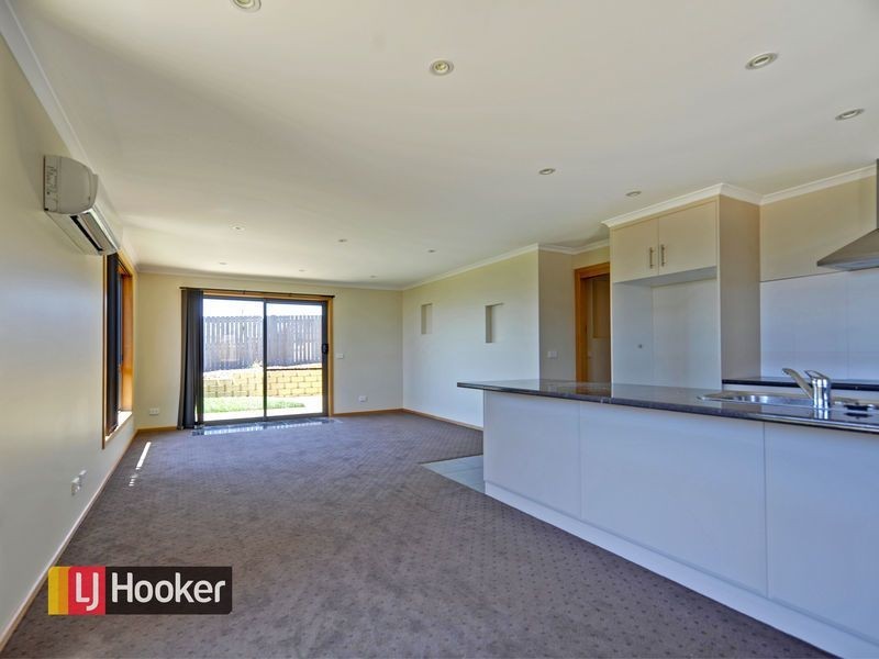 Unit 2/31 Stirling Street, Hillcrest TAS 7320