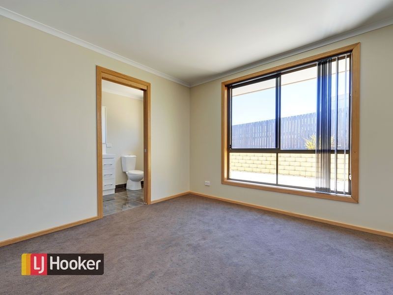 Unit 2/31 Stirling Street, Hillcrest TAS 7320