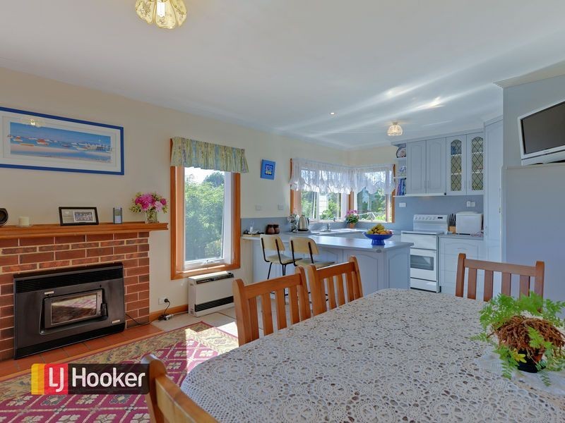257 Murchison Highway, Somerset TAS 7322