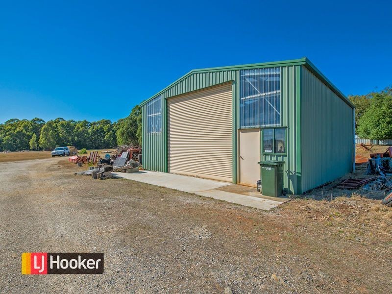 257 Murchison Highway, Somerset TAS 7322