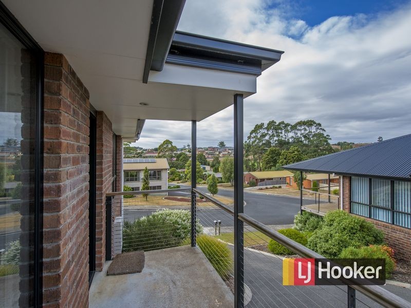 2/6 Fagan Drive, Downlands TAS 7320