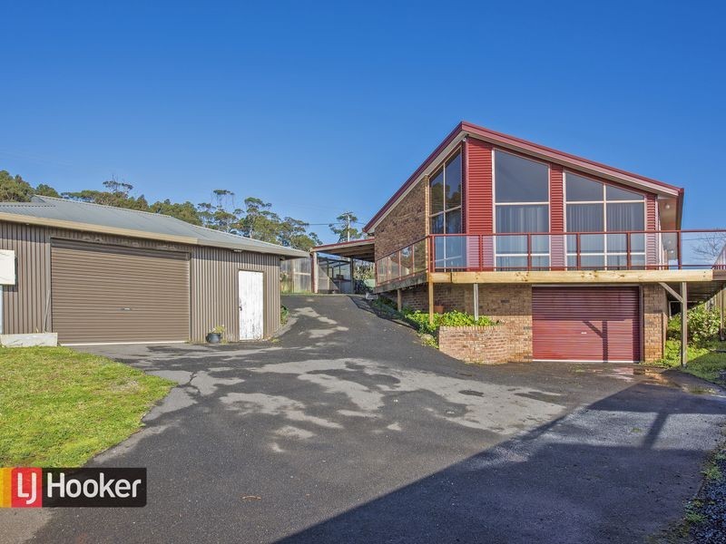 196A Main Road, Penguin TAS 7316