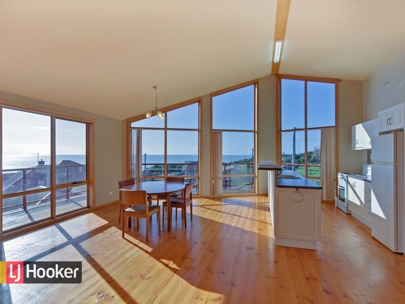 196A Main Road, Penguin TAS 7316