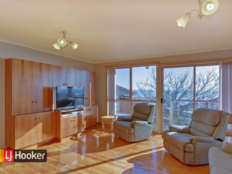 196A Main Road, Penguin TAS 7316