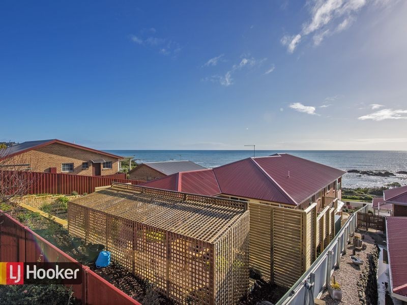196A Main Road, Penguin TAS 7316