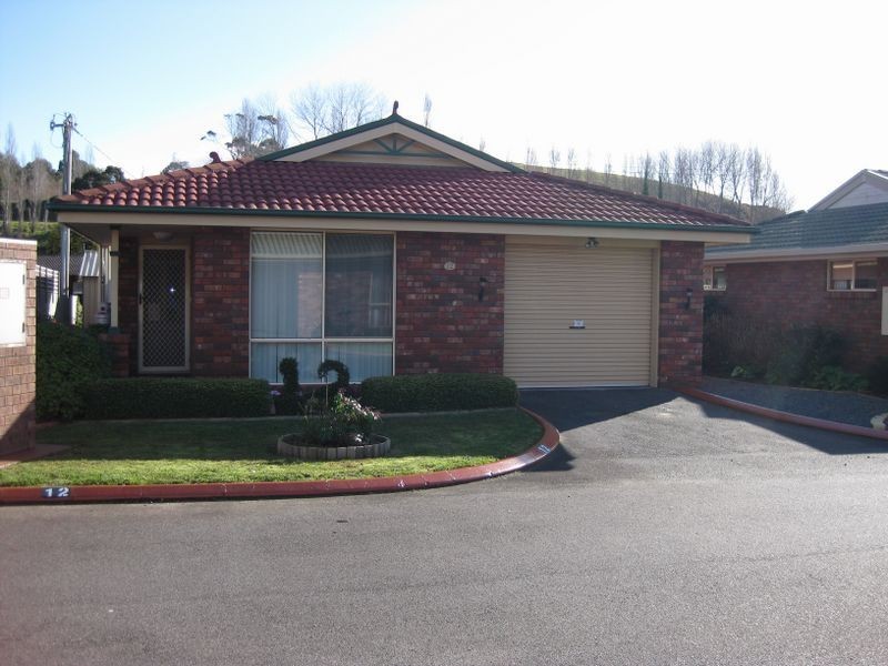 12/3 Hayward Street, Penguin TAS 7316