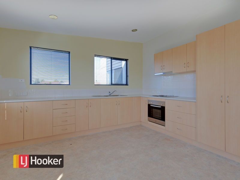 25 Oak Avenue, Somerset TAS 7322