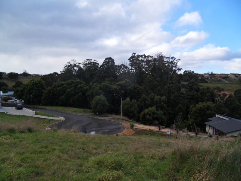 32 Dowling Drive, Romaine TAS 7320