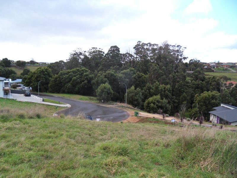 32 Dowling Drive, Romaine TAS 7320