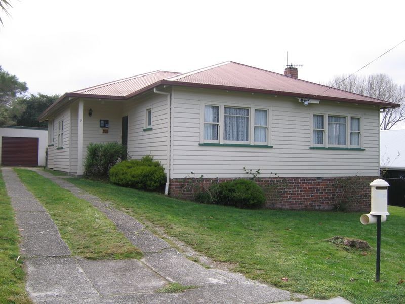 7 Simpson Street, Somerset TAS 7322
