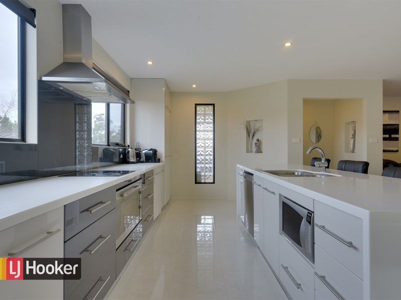 63 Lyons Street, Somerset TAS 7322