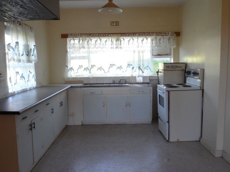 2/1 Old Surrey Road, Burnie TAS 7320