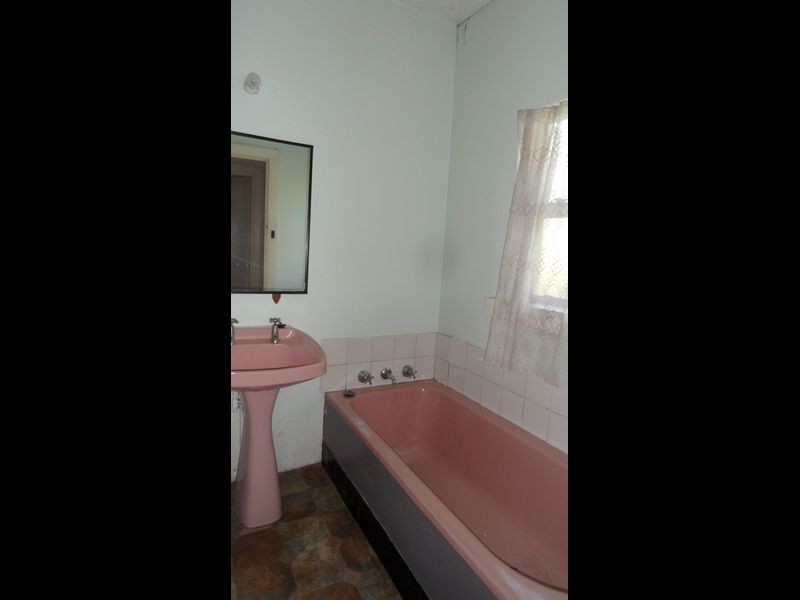 2/1 Old Surrey Road, Burnie TAS 7320