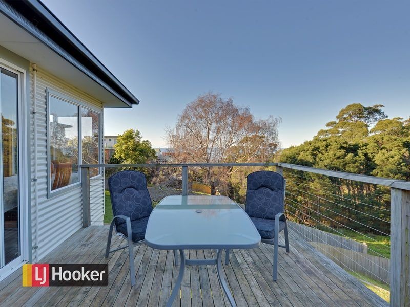 13 Paraka Street, Parklands TAS 7320