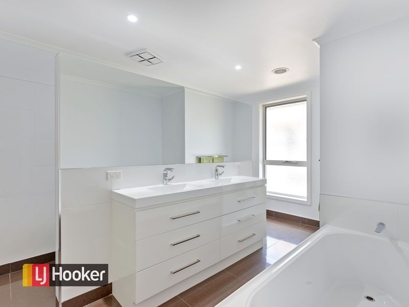 18 Southern Cross Drive, Ulverstone TAS 7315