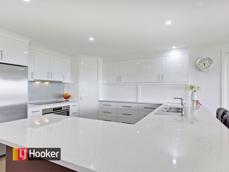 18 Southern Cross Drive, Ulverstone TAS 7315