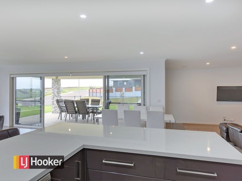 18 Southern Cross Drive, Ulverstone TAS 7315