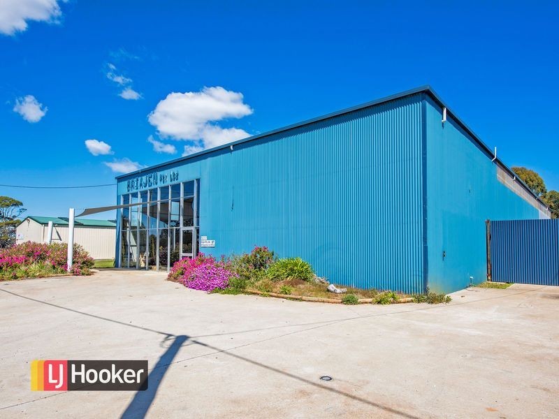 34 Enterprise Avenue, Penguin TAS 7316