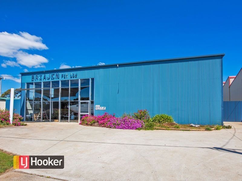 34 Enterprise Avenue, Penguin TAS 7316