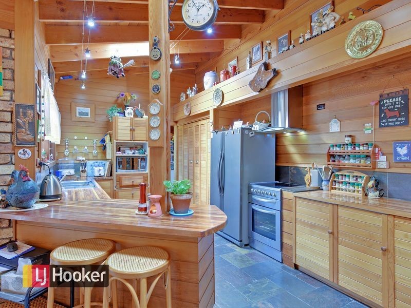 6 Irbys Circus, Sisters Beach TAS 7321