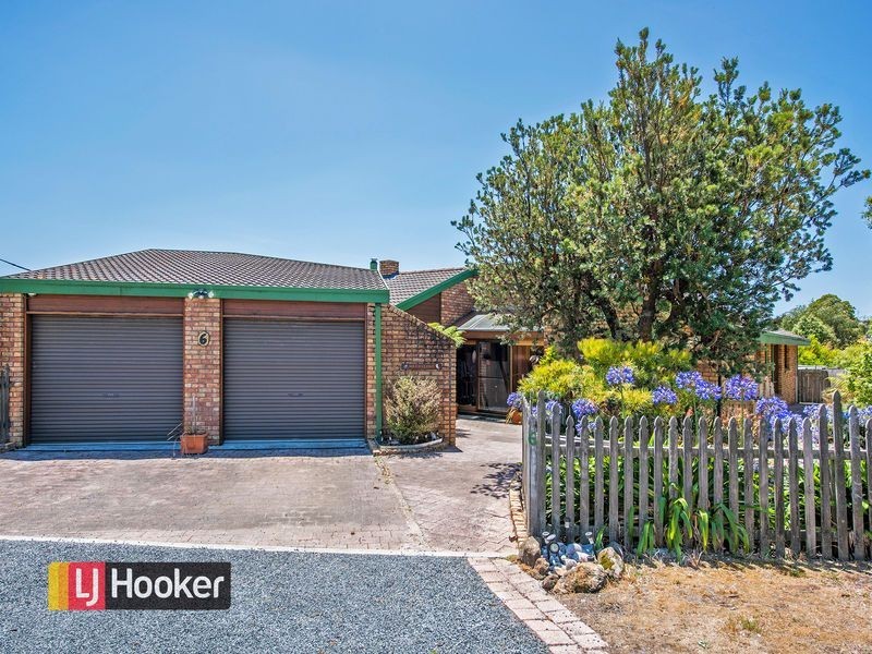 6 Irbys Circus, Sisters Beach TAS 7321