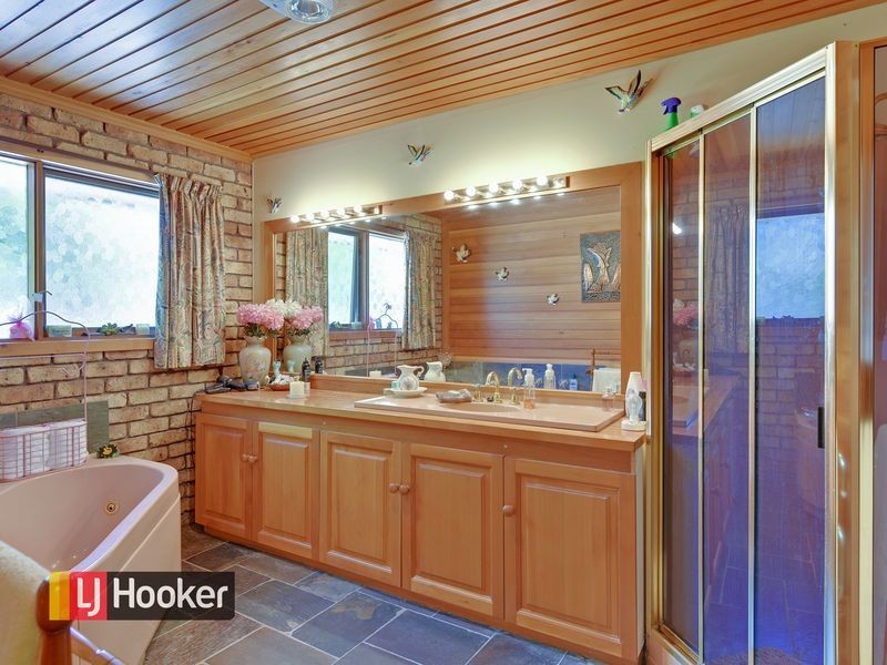 6 Irbys Circus, Sisters Beach TAS 7321