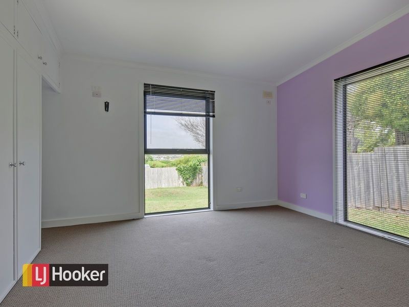 4 Gilmour Crescent, Somerset TAS 7322