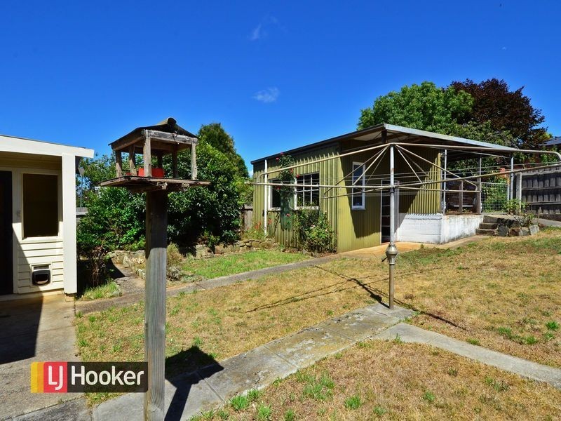 24 West Park Grove, Parklands TAS 7320