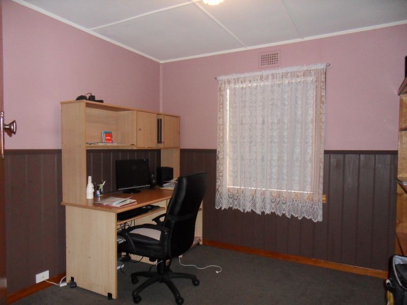 16 Lyons Street, Burnie TAS 7320