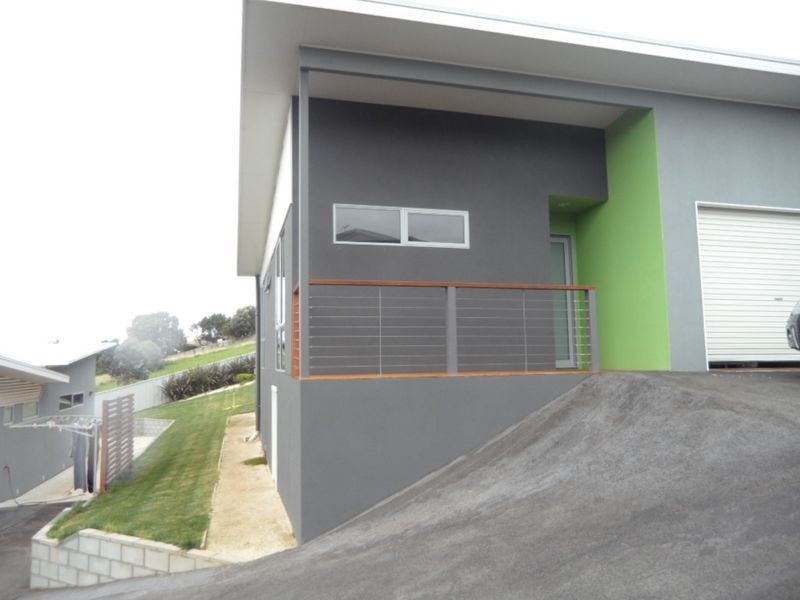 2/72-74 Jorgensen Street, Burnie TAS 7320