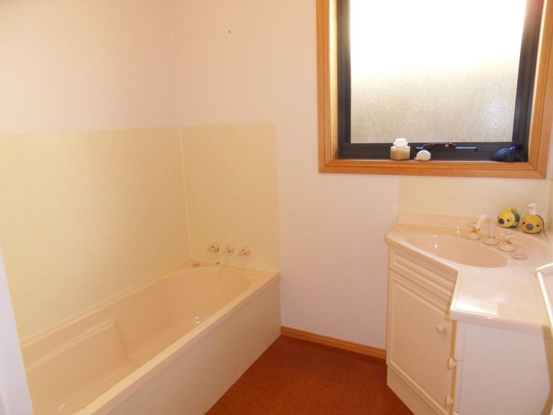 2/6 Stevens Place, Burnie TAS 7320