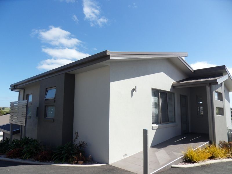 2/2 Stevens Place, Burnie TAS 7320