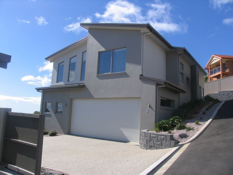 2/2 Stevens Place, Burnie TAS 7320