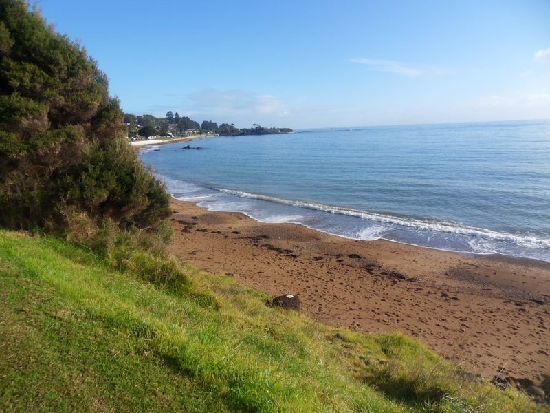 2/99 Main Road, Penguin TAS 7316