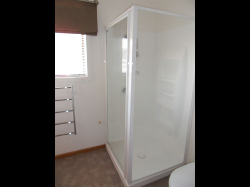 2/99 Main Road, Penguin TAS 7316