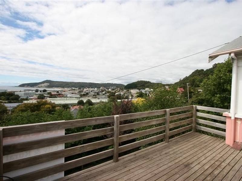 130 Mount Street, Burnie TAS 7320