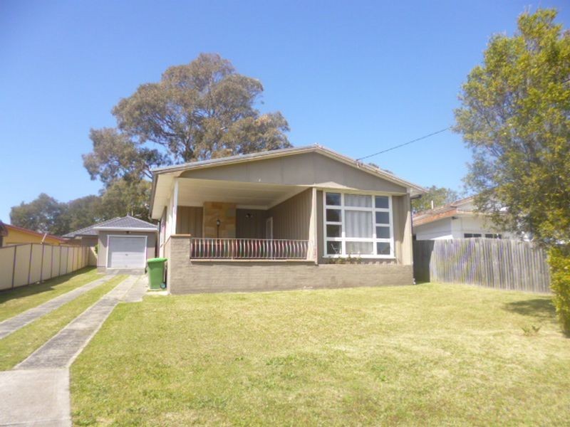 27 Leonard Avenue, Toukley NSW 2263