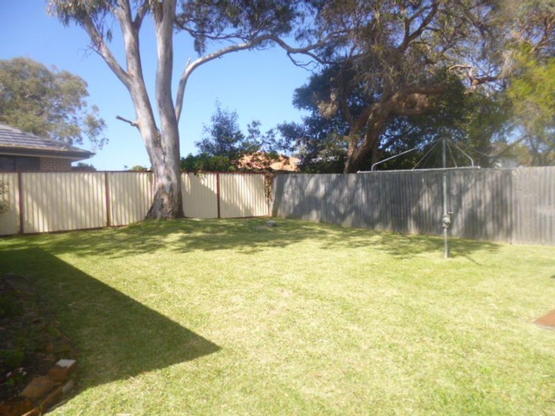 27 Leonard Avenue, Toukley NSW 2263