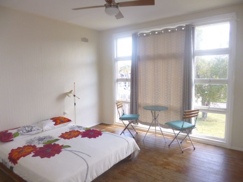 27 Leonard Avenue, Toukley NSW 2263