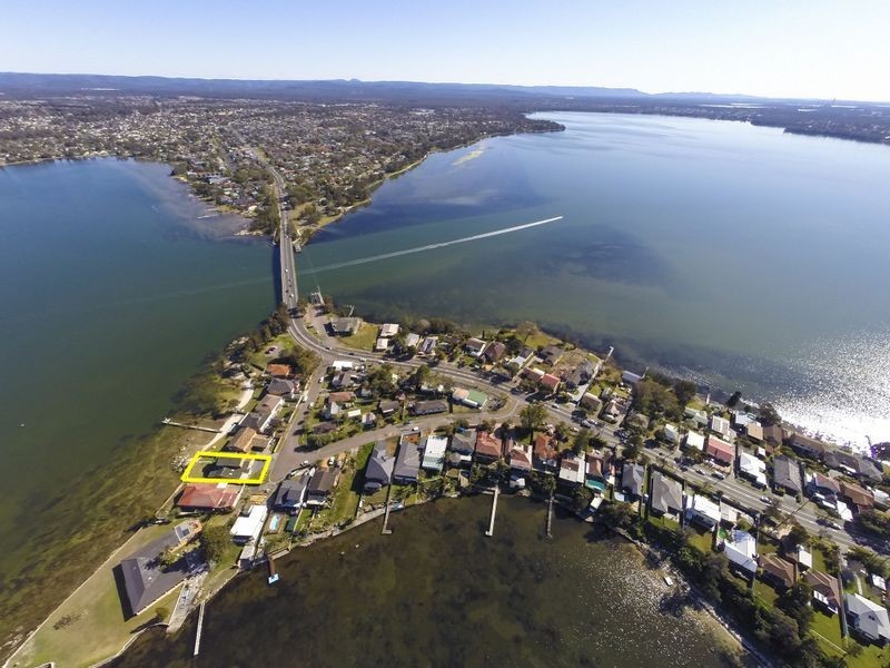 15 Viewpoint Drive, Toukley NSW 2263