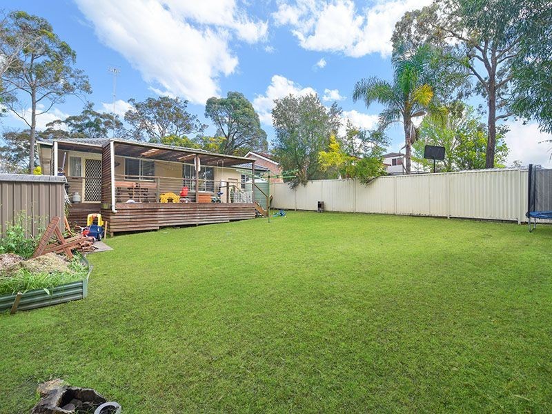 15 Jetty Avenue, Charmhaven NSW 2263