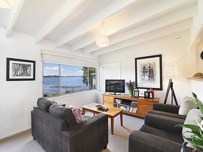 7 Brennon Road, Gorokan NSW 2263