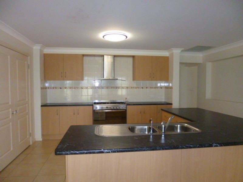 39 Piper Drive, Hamlyn Terrace NSW 2259