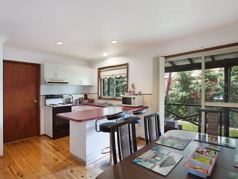 1 Lloyd Avenue, Chain Valley Bay NSW 2259