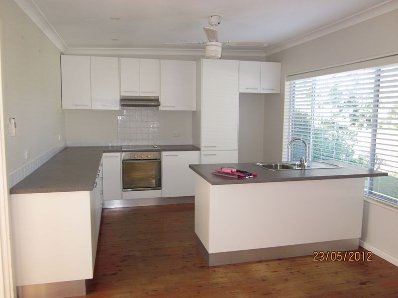 1 Balmoral Drive, Gorokan NSW 2263