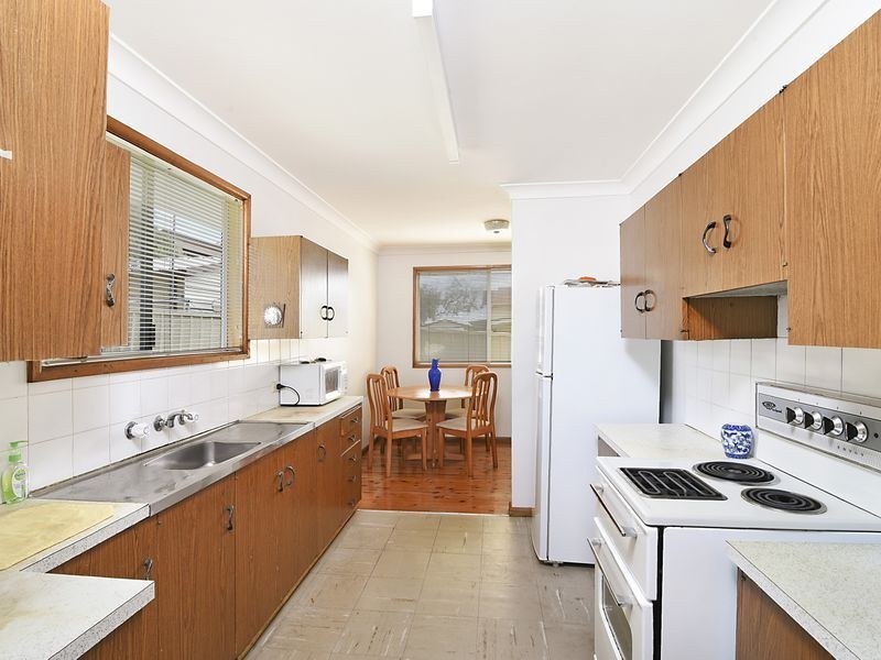 137 Wallarah Road, Gorokan NSW 2263